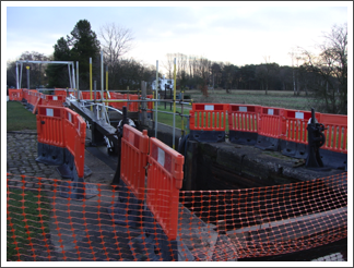 Lock repairs at Fradley