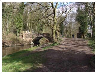 Pill Box and Hopwas Wood Bridge