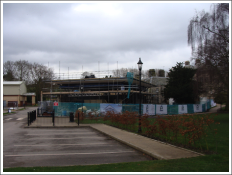 A new dining hall for school. (I must stand still)